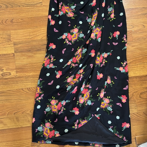 New Rebecca de Ravenel wrap-effect floral print silk column maxi dress - Picture 9 of 12